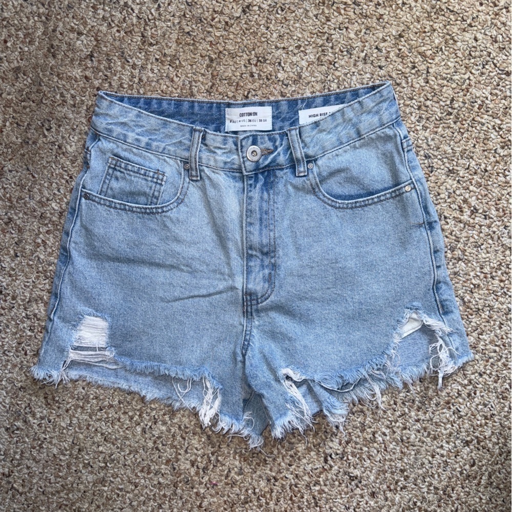Cotton on high rise ripped denim shorts size 4